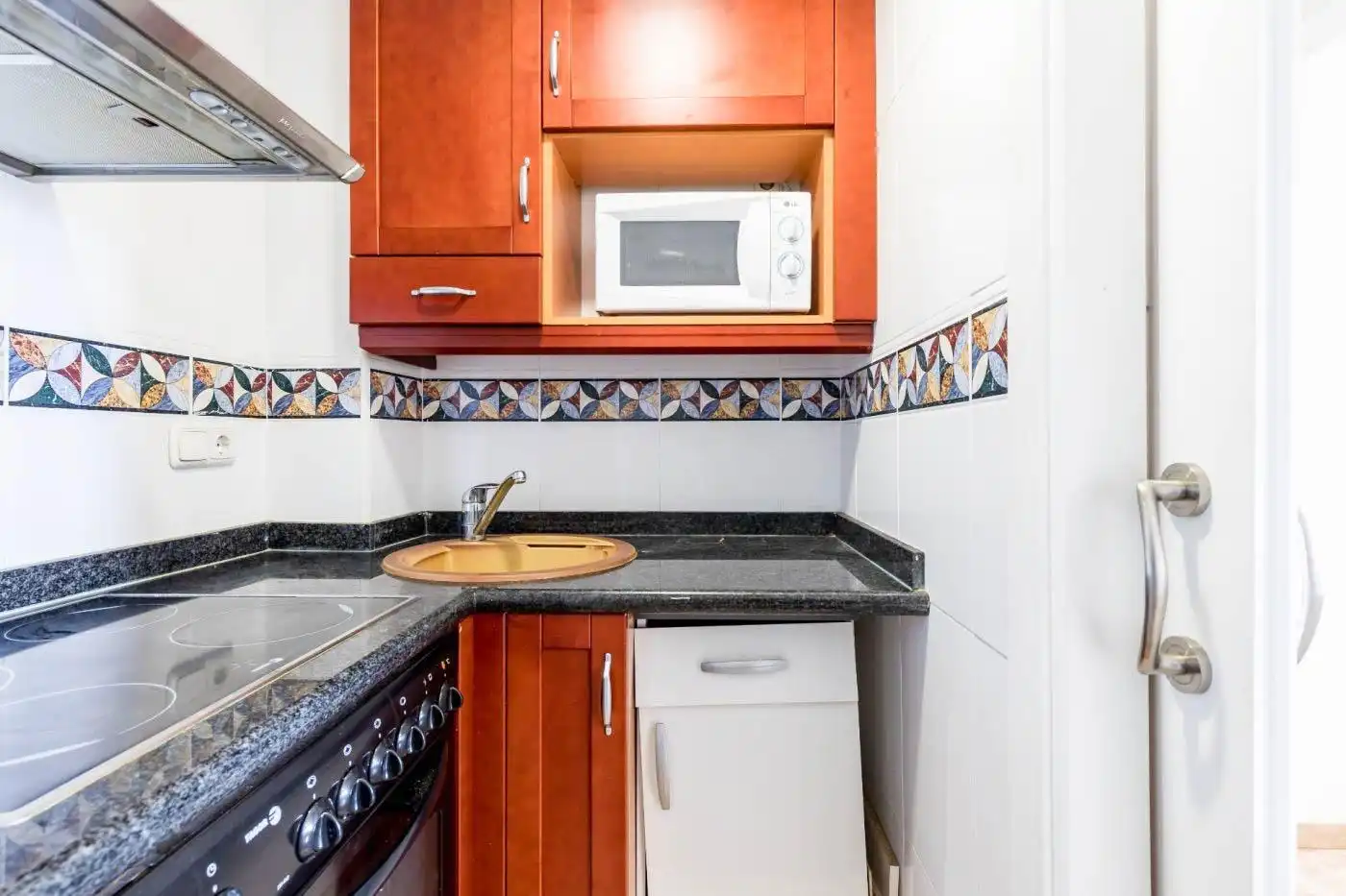 Cocina de Apartamento de alquiler en Valencia con Aire acondicionado, Calefacción y Amueblado