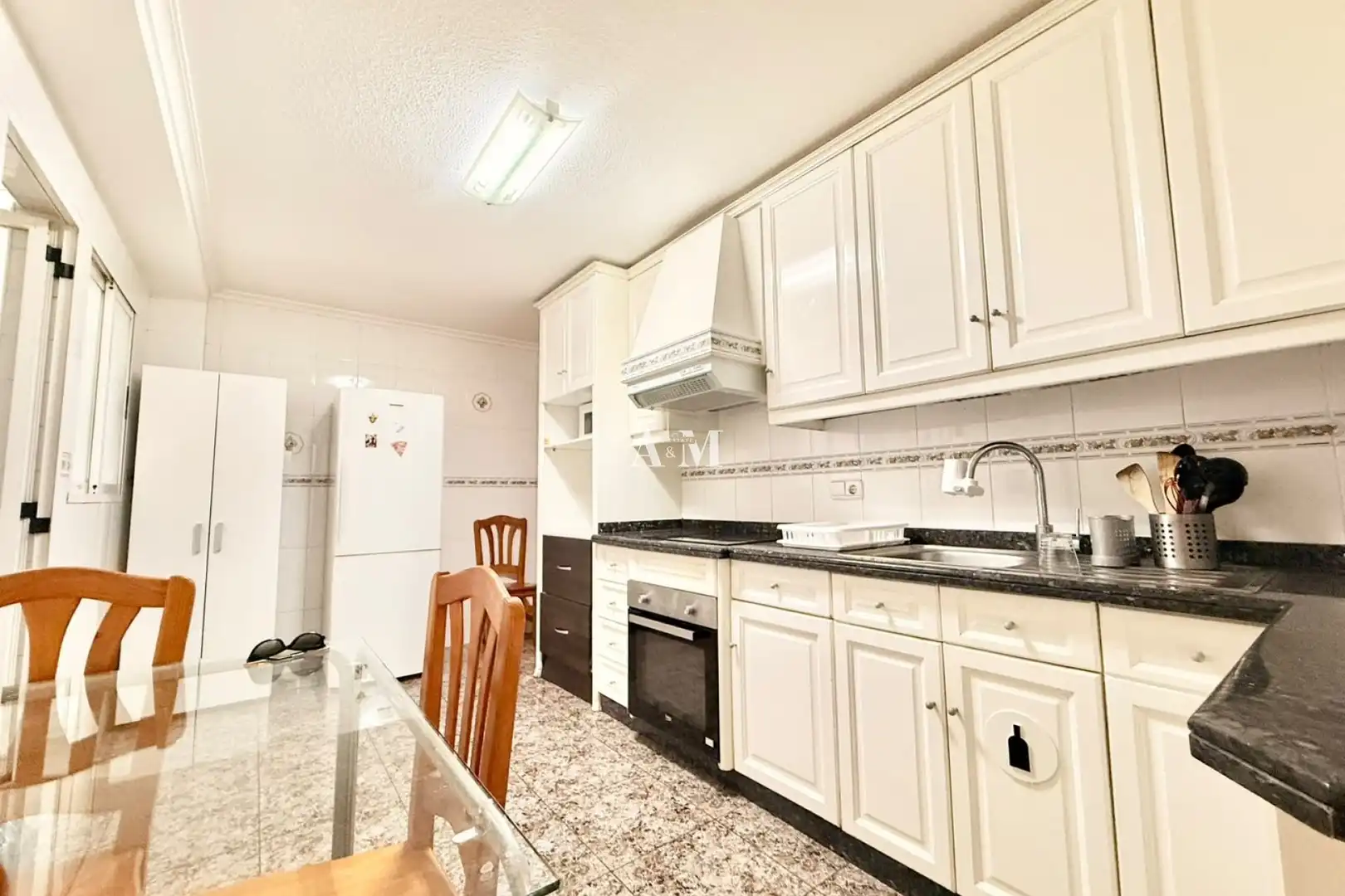 Kitchen of Flat for rent in Elche / Elx  with Terrace, Furnished and Washing machine