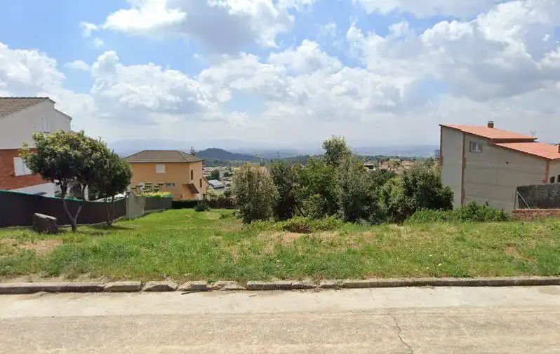 Residential land for sale in Bigues i Riells del Fai