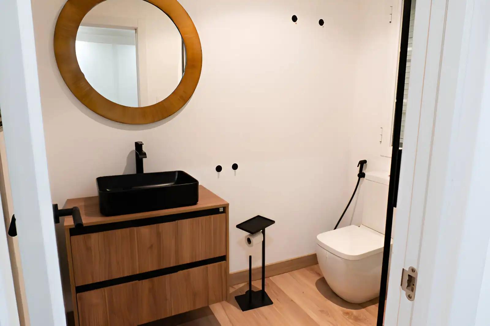 Baño de Casa adosada en venta en Marbella con Aire acondicionado, Terraza y Piscina