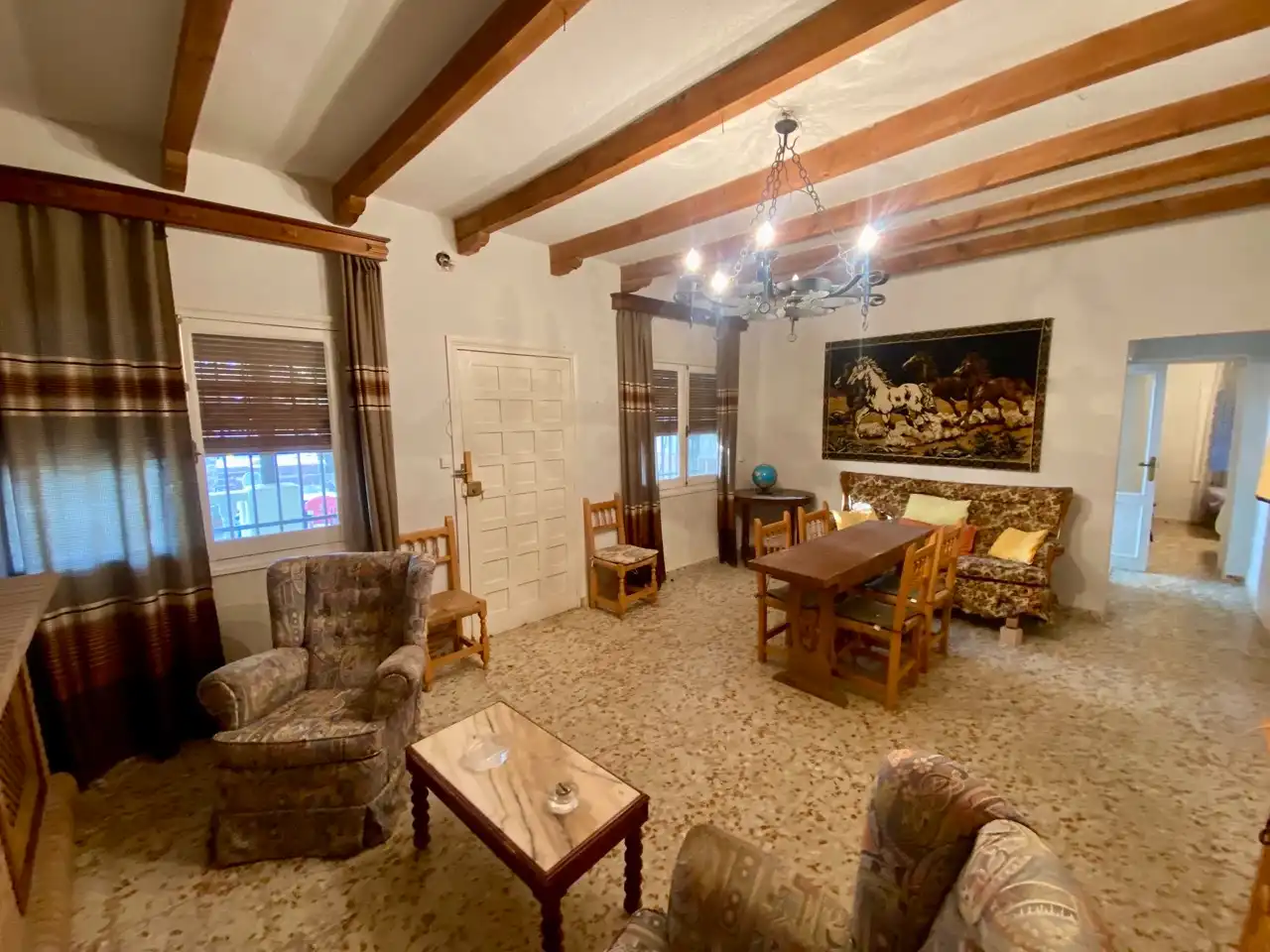 Sala d'estar de Casa o xalet en venda en Villarrubia de los Ojos amb Aire condicionat, Calefacció i Jardí privat
