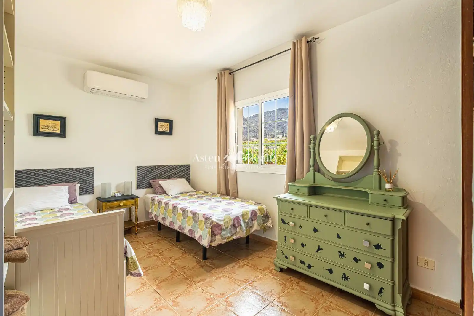 Habitación de Casa o chalet en venta en Santiago del Teide con Aire acondicionado, Calefacción y Piscina