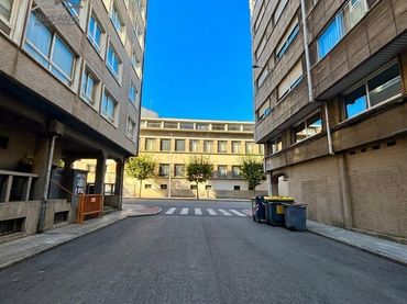 Piso con ascensor en venta en M LUISA DURAN MARQUINA 18