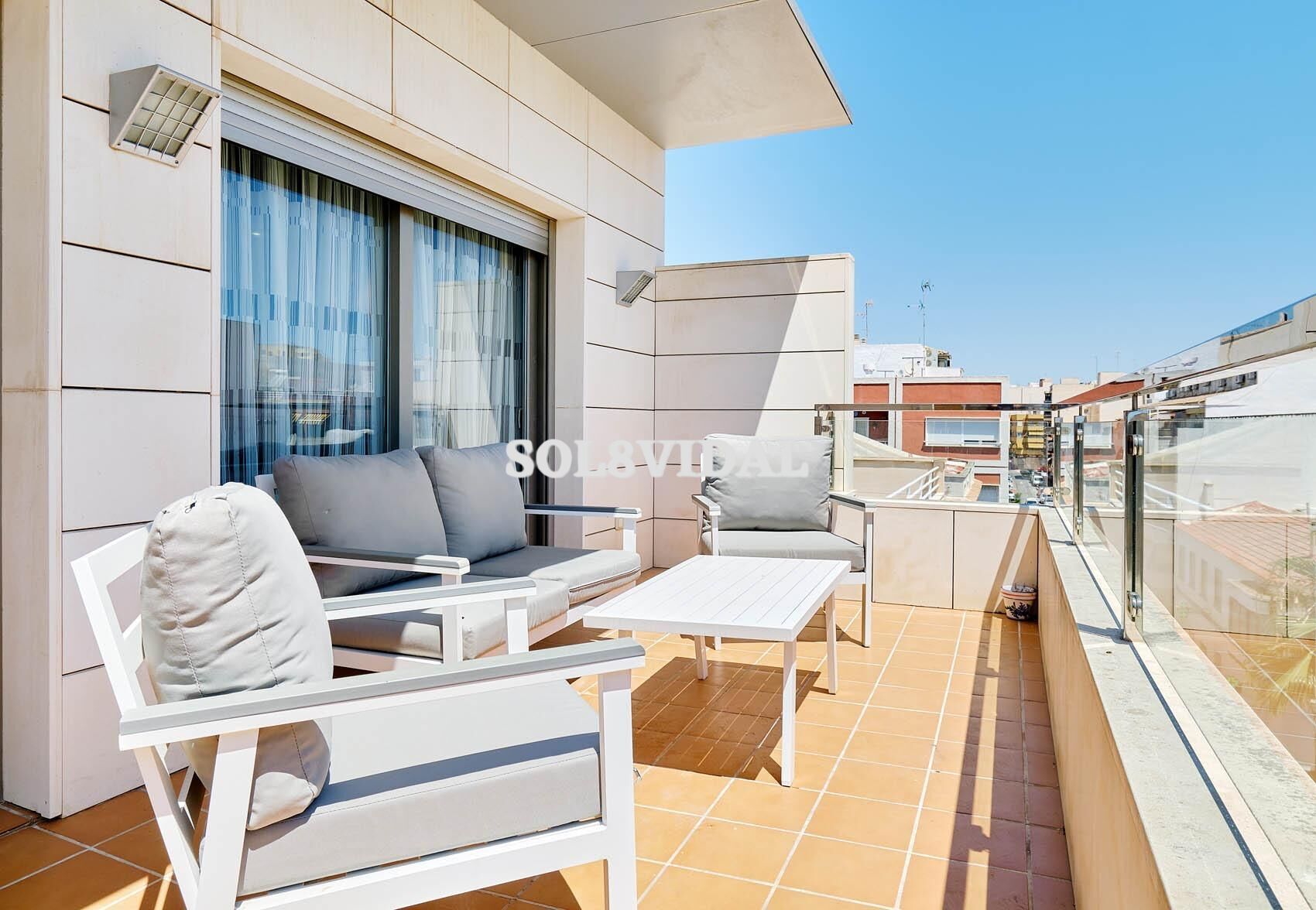 Terrace of Attic to rent in Torrevieja  with Air Conditioner, Parquet flooring and Terrace