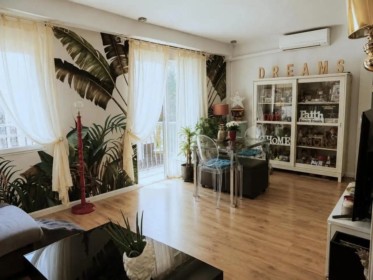 Living room of Flat for sale in Madrid  with Air Conditioner, Heating and Terrace