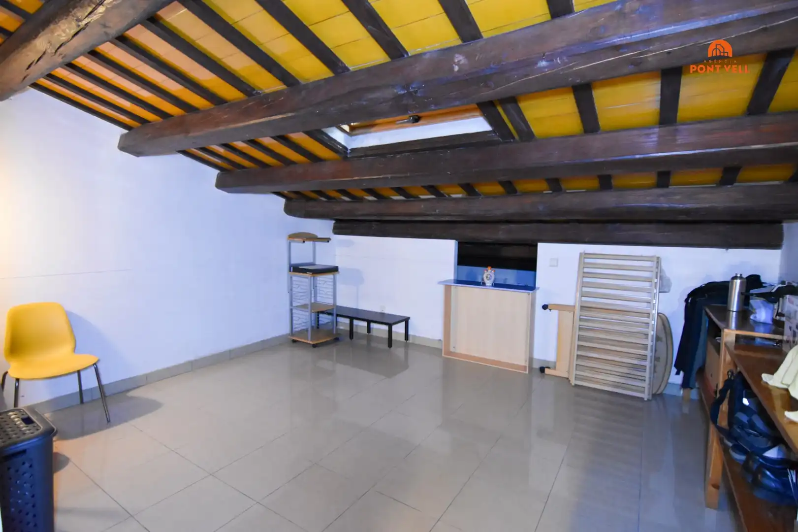 Casa aparellada amb terrassa en venda a La Bisbal d'Empordà, imagen 38