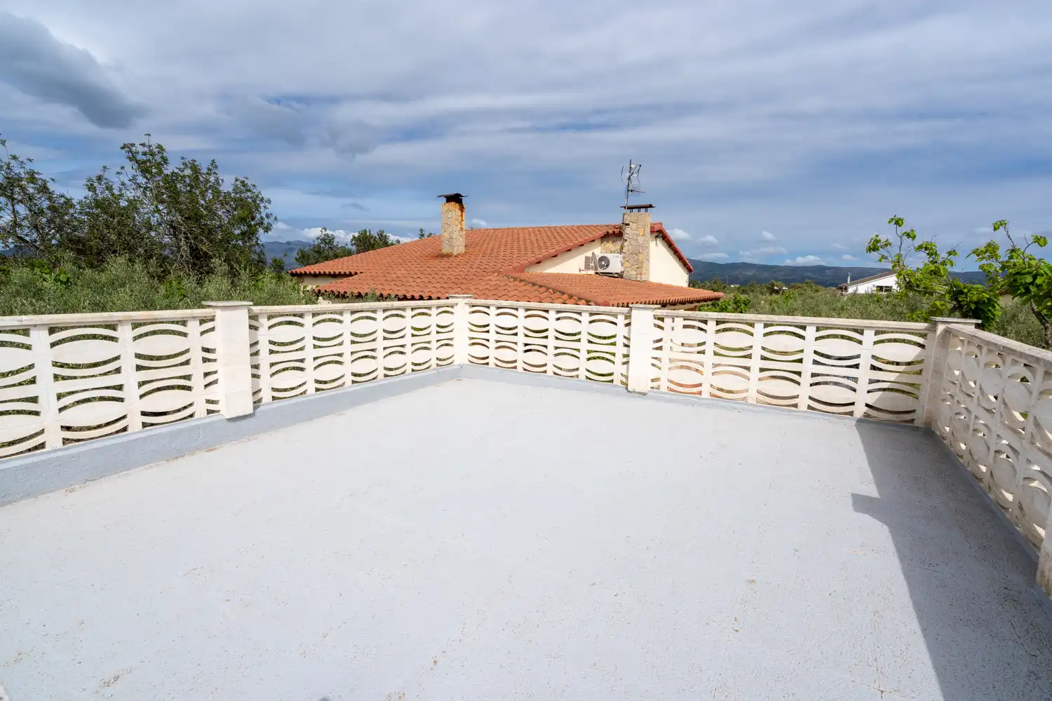 Terrace of Houses for sale in Aldover  with Air Conditioner, Private garden and Terrace