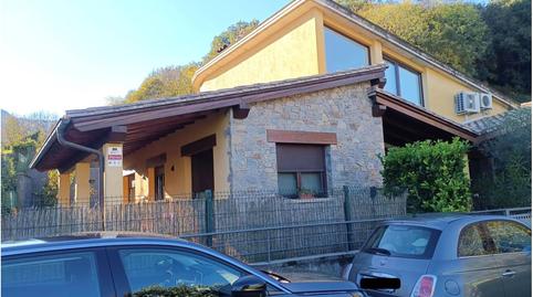 Foto 3 de Casa adosada en venda a La Vall d'en Bas, Girona