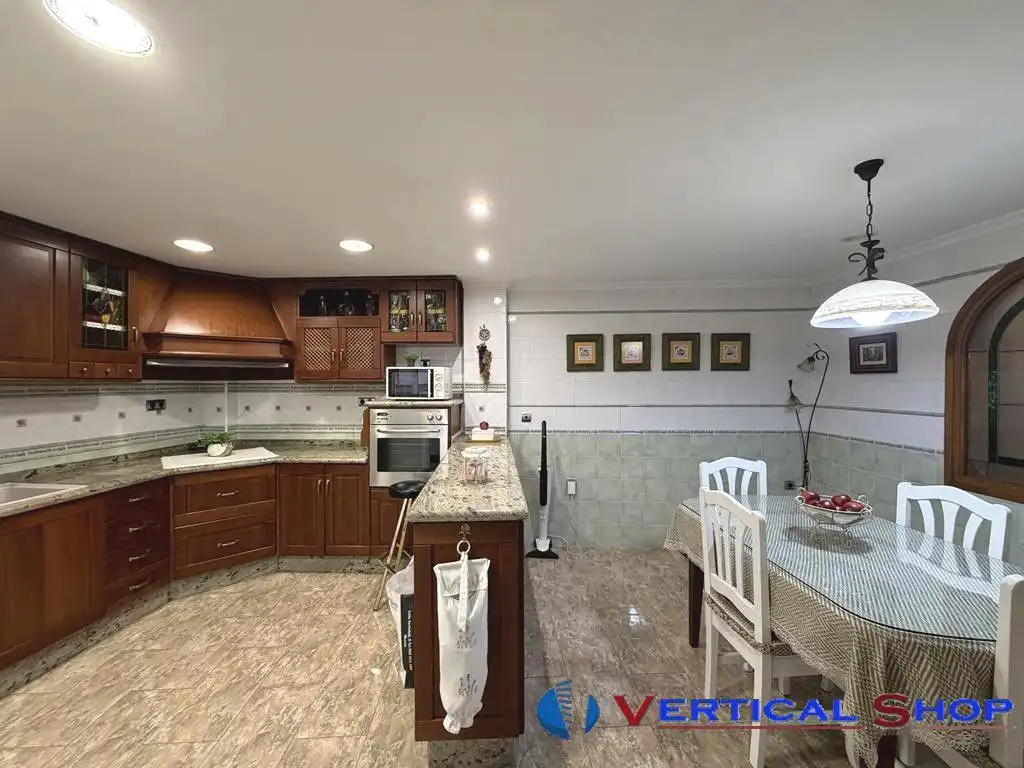 Cocina de Casa o chalet en venta en Villena con Aire acondicionado, Calefacción y Terraza