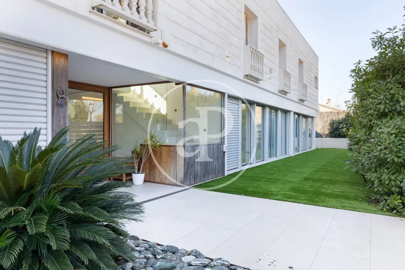 Exterior view of Houses for sale in Sant Cugat del Vallès  with Air Conditioner, Heating and Private garden
