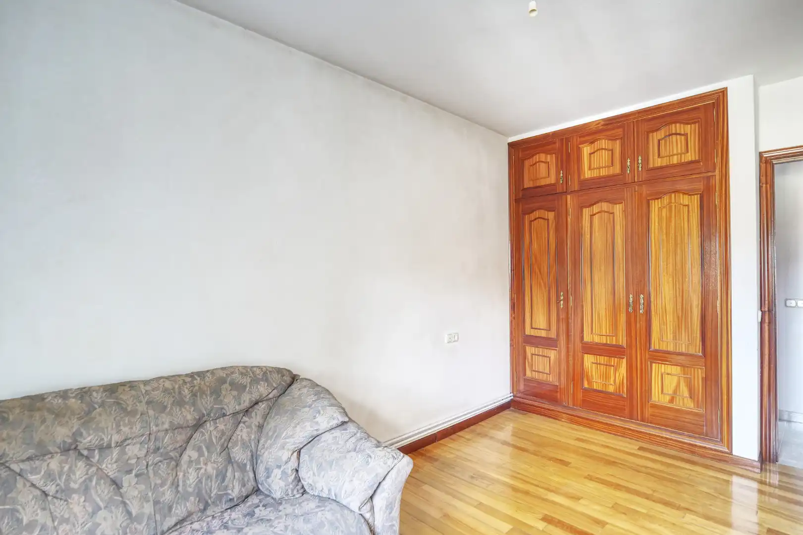 Habitación de Edificio en venta en Padrón