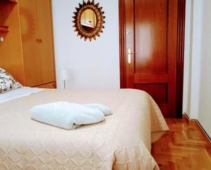 Bedroom of Apartment to share in Oviedo   with Air Conditioner