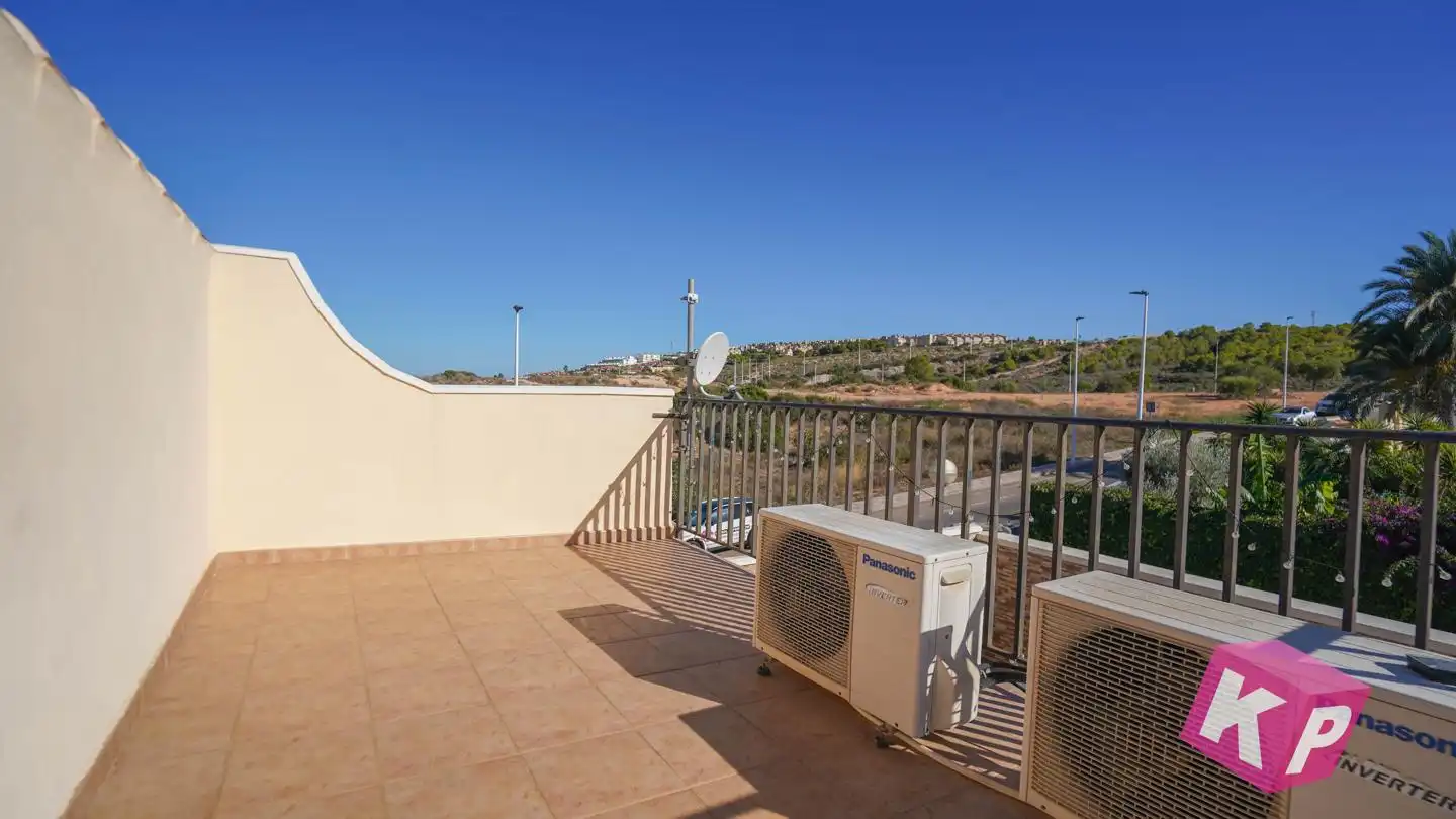 Casa amb piscina en venda a Avinguda del Carabasí, imagen 5
