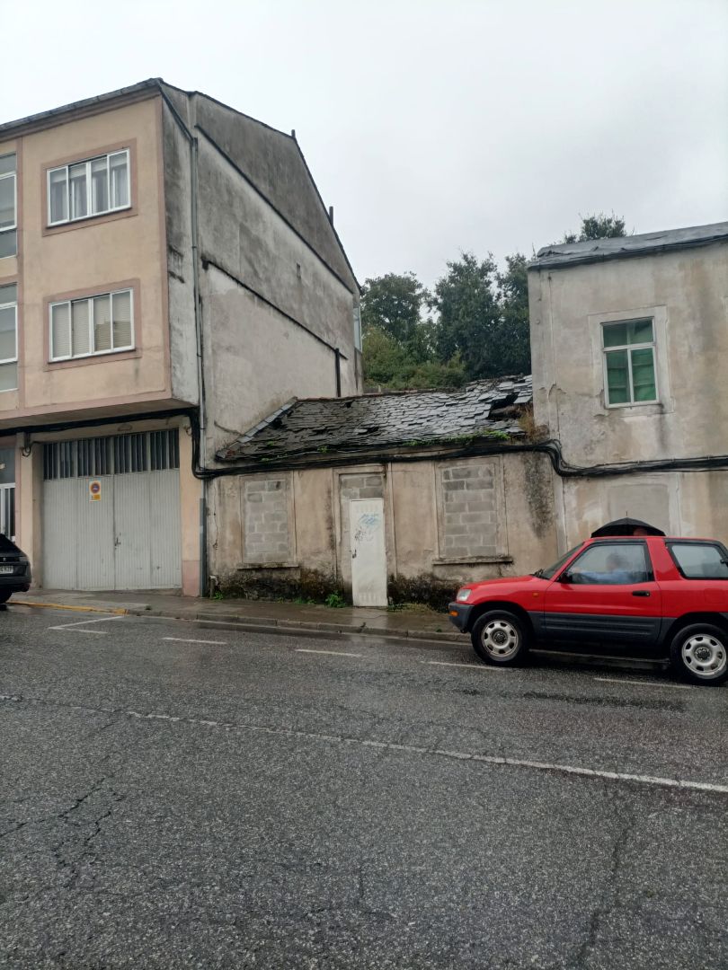 Vista exterior de Casa o xalet en venda en Lugo Capital amb Jardí privat