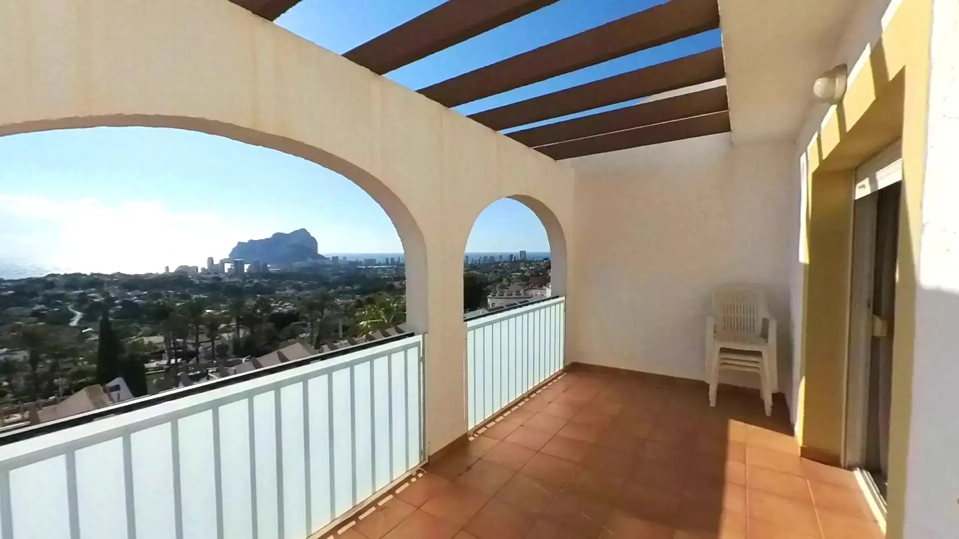 Apartamento con piscina en venta en Calle Imperial Park Resort, imagen 3