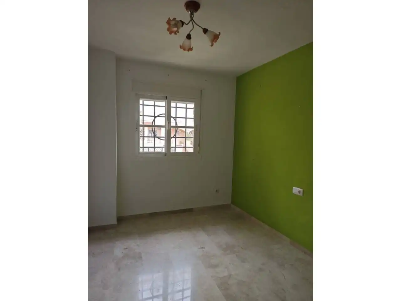 Habitación de Piso en venta en Vélez-Málaga