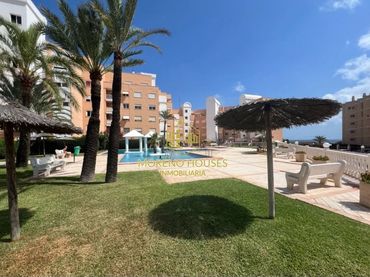 Apartment with pool to rent in Montañar - El Arenal
