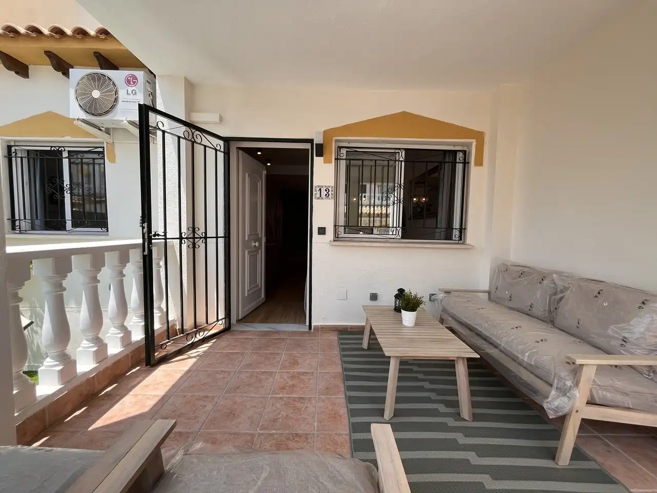 Country house zum Verkauf in N/A, -1, Playa Flamenca