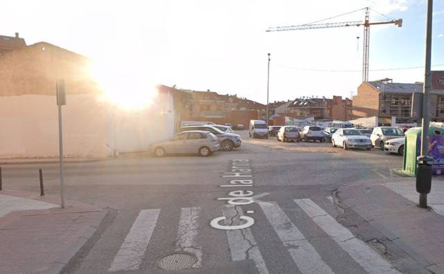 Piso en Venta en Calle de Castillejos en Centro