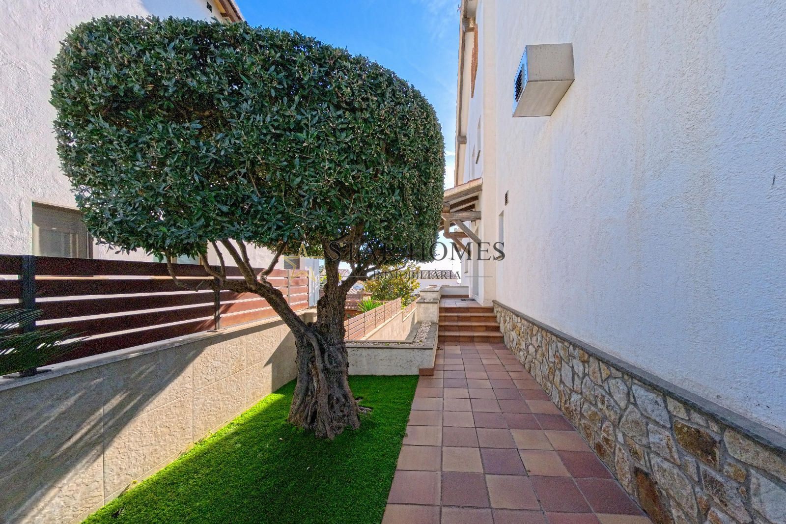 Terrassa de Casa adosada en venda en Vilassar de Dalt amb Aire condicionat, Calefacció i Jardí privat