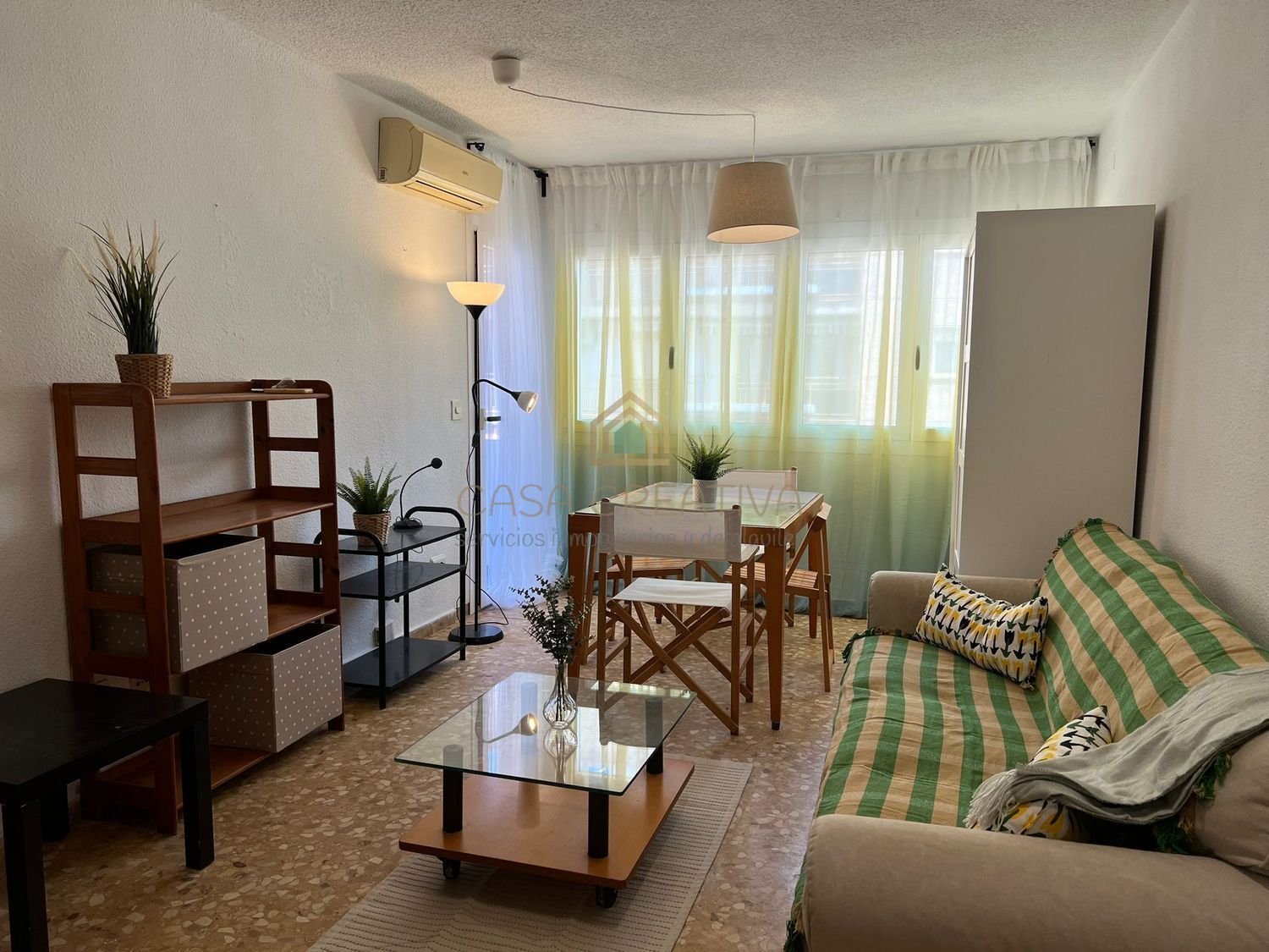 Sala d'estar de Casa o xalet de lloguer en  Valencia Capital amb Aire condicionat, Moblat i Balcó