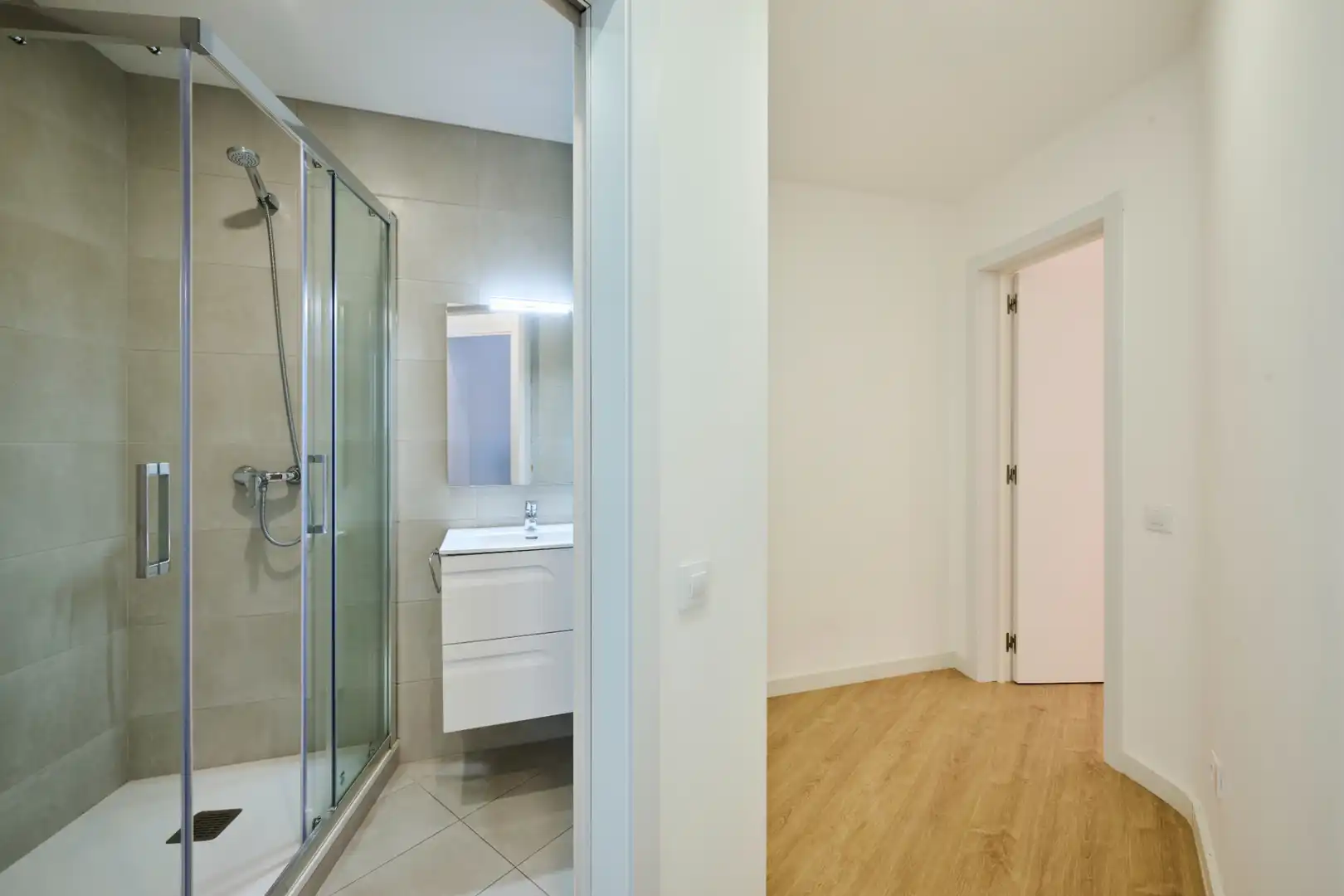 Baño de Piso en venta en Barcelona con Aire acondicionado, Calefacción y Terraza