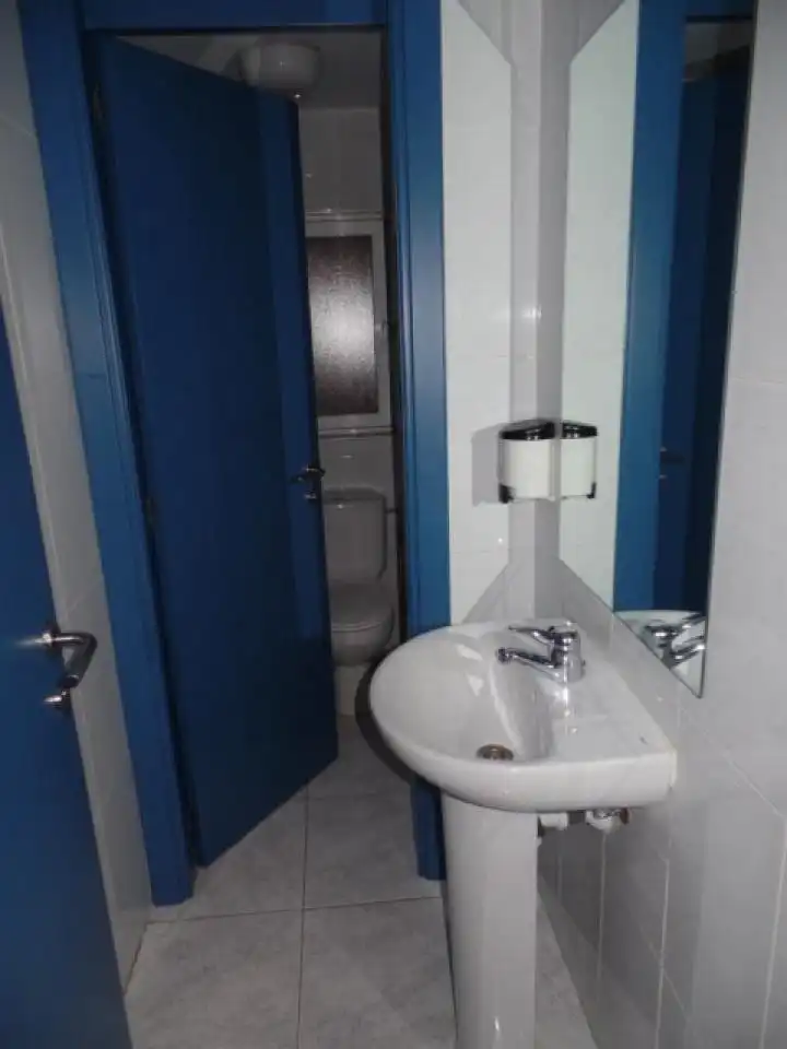 Oficina de lloguer a Calle Doctor Fleming 4 1º B 3 24009 Leon, Crucero