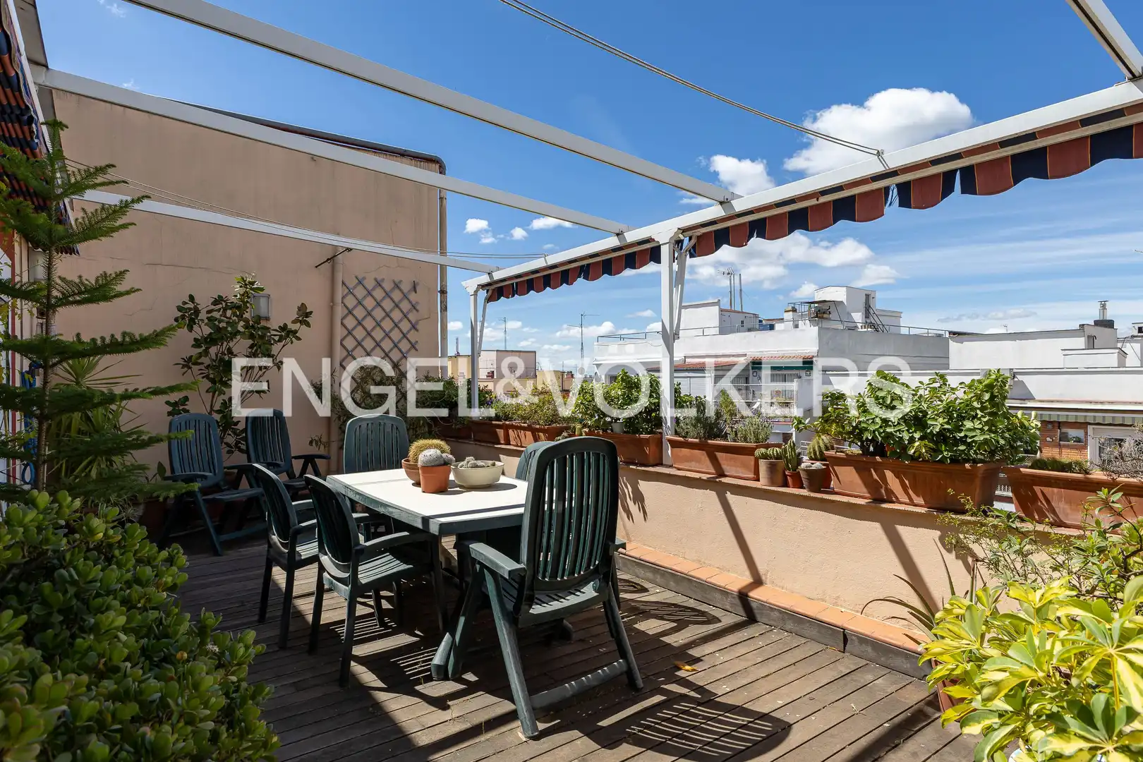 Piso con ascensor en venta en Chamberí