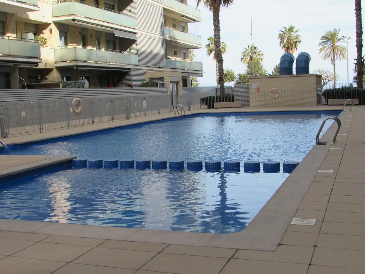 Piscina de Dúplex en venda en Badalona amb Aire condicionat, Calefacció i Parquet
