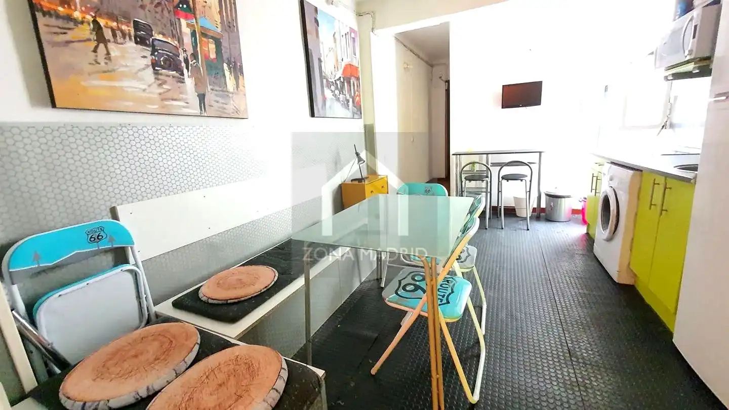 Flat for sale in Del Oso, imagen 2