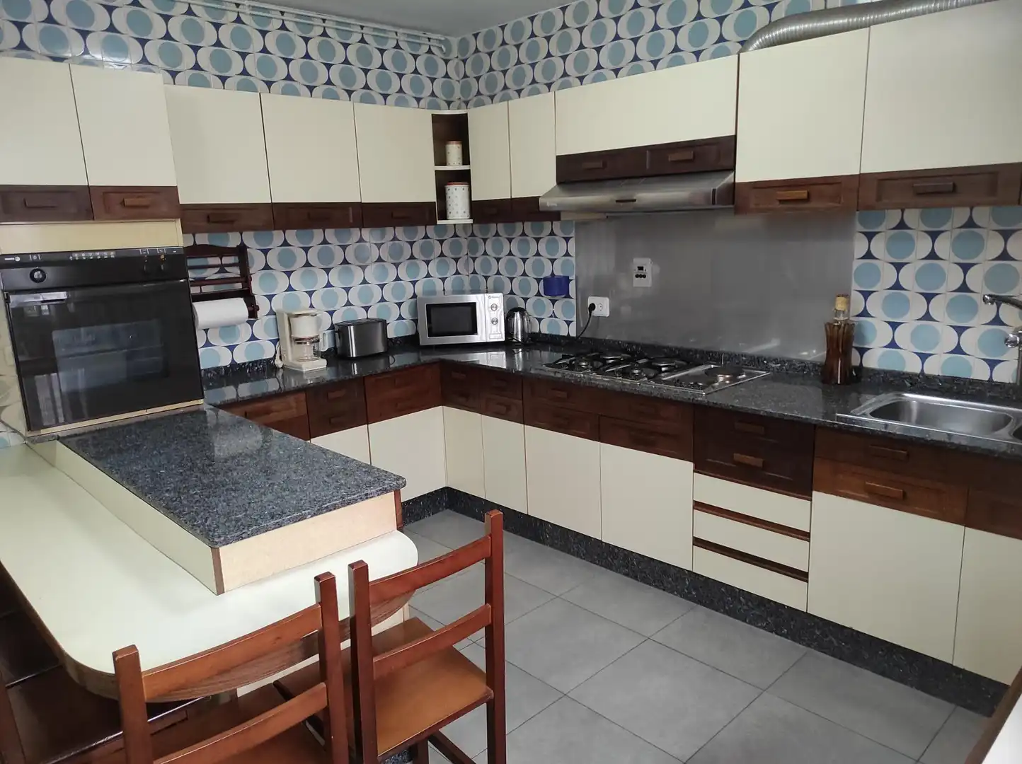 Wohnung zur Miete in Avenida LUGO, Ensanche - Sar