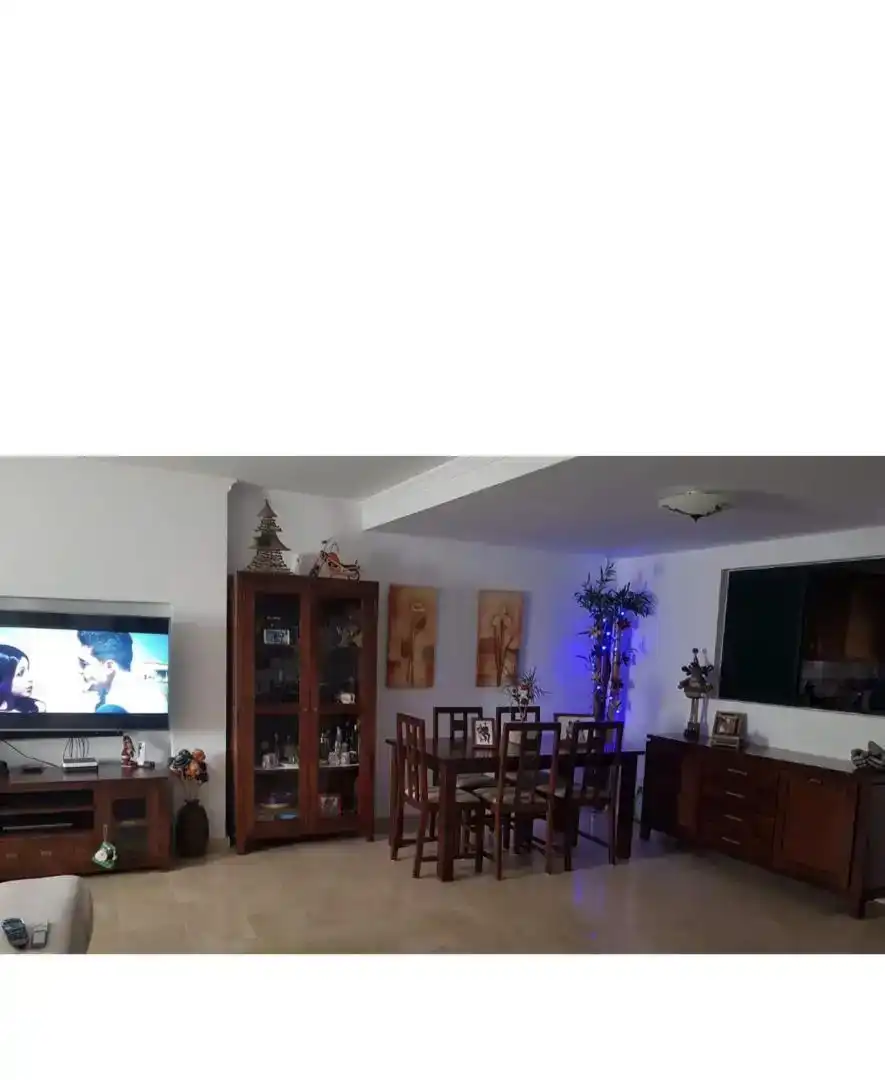 Menjador de Casa adosada en venda en Manilva amb Piscina i Balcó