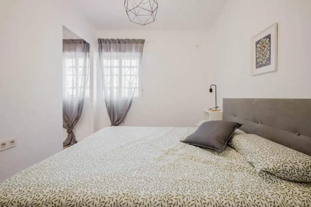 Habitación de Piso en venta en Sevilla con Calefacción y Amueblado