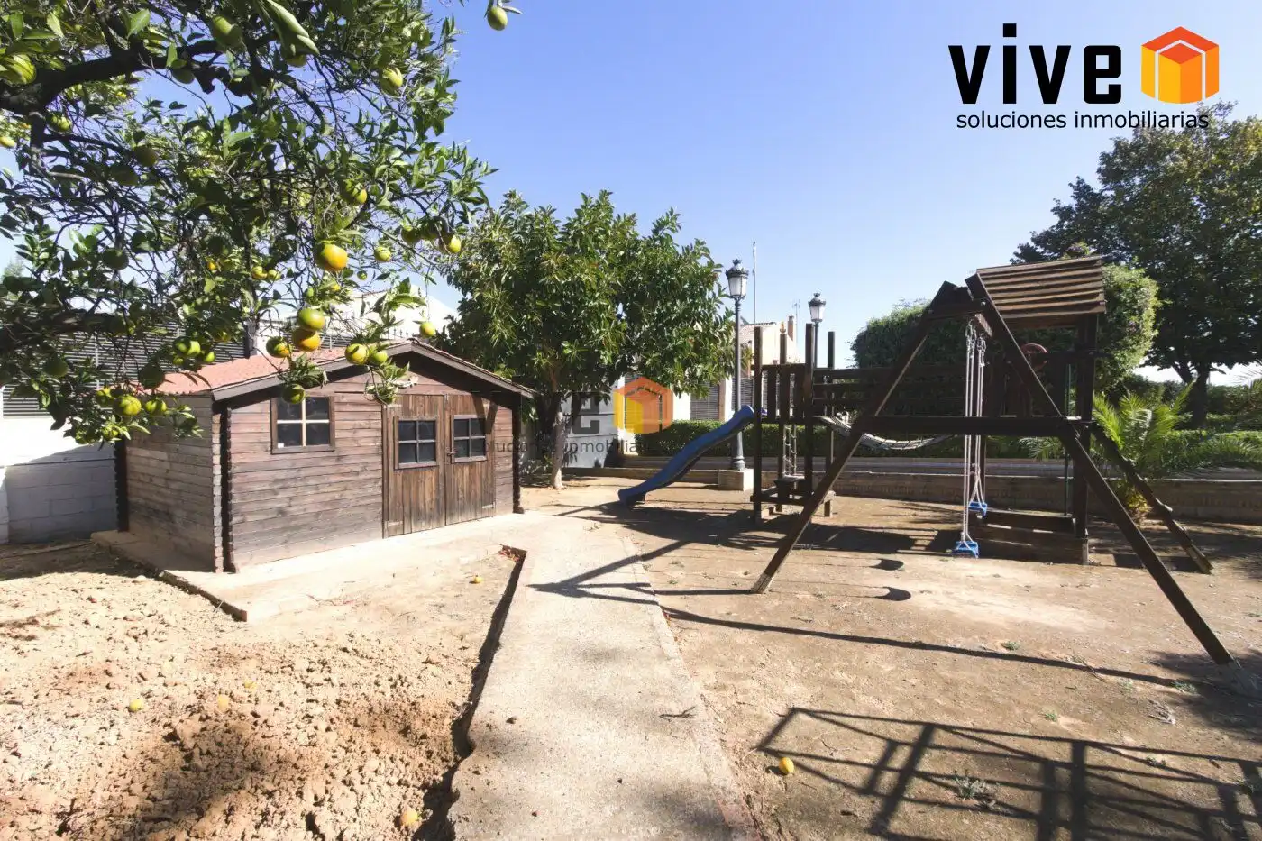 Houses for sale in Espartinas  with Air Conditioner, Heating and Terrace