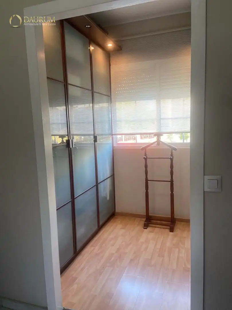 Bedroom of Flat for sale in Sevilla  with Air Conditioner, Heating and Terrace