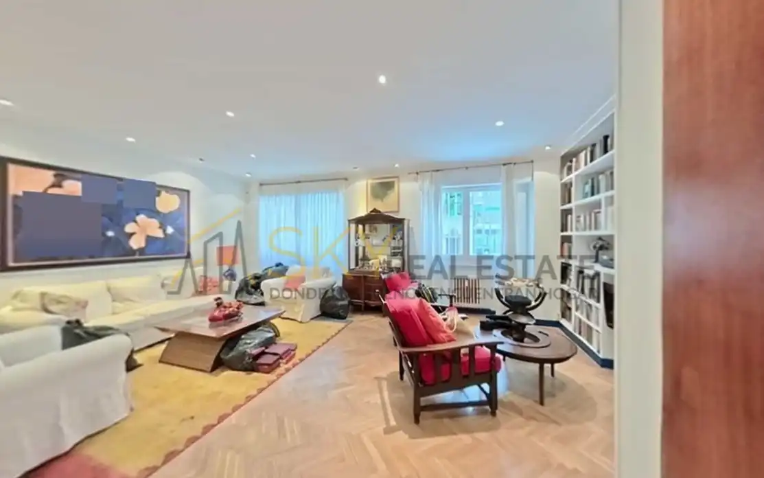 Flat with lift for sale in Calle de Agustina de Aragón, imagen 6