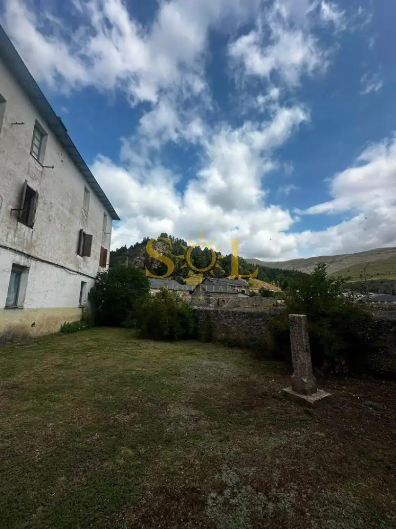 Casa o chalet en venta en Cabrillanes con Calefacción y Jardín privado