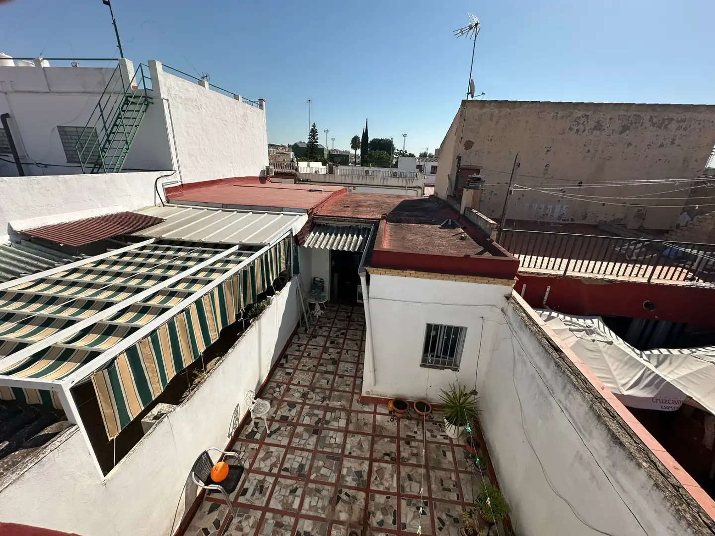 Vista exterior de Casa o chalet en venta en Bormujos con Trastero