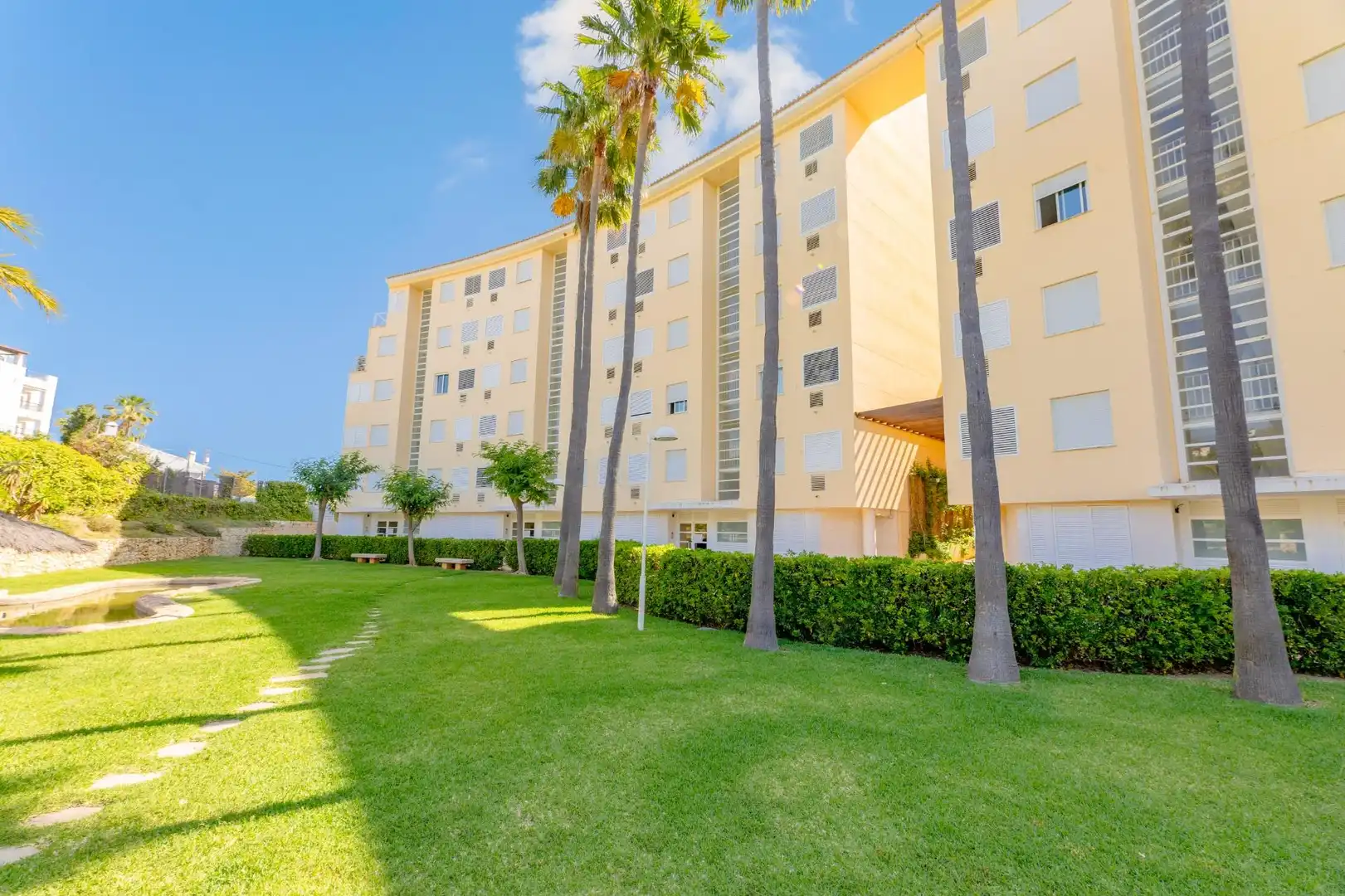 Vista exterior de Piso en venta en Jávea / Xàbia con Aire acondicionado, Jardín privado y Terraza