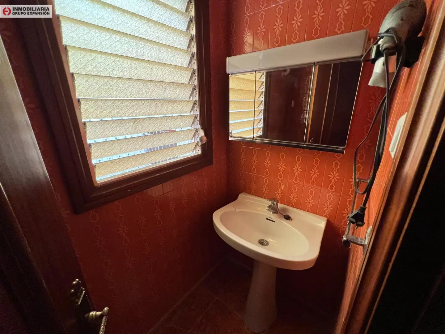 Bathroom of Houses for sale in Aspe  with Air Conditioner, Heating and Terrace