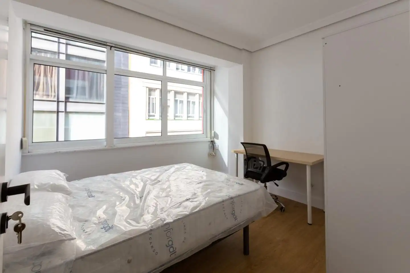 Habitación de Edificio en venta en A Coruña Capital 