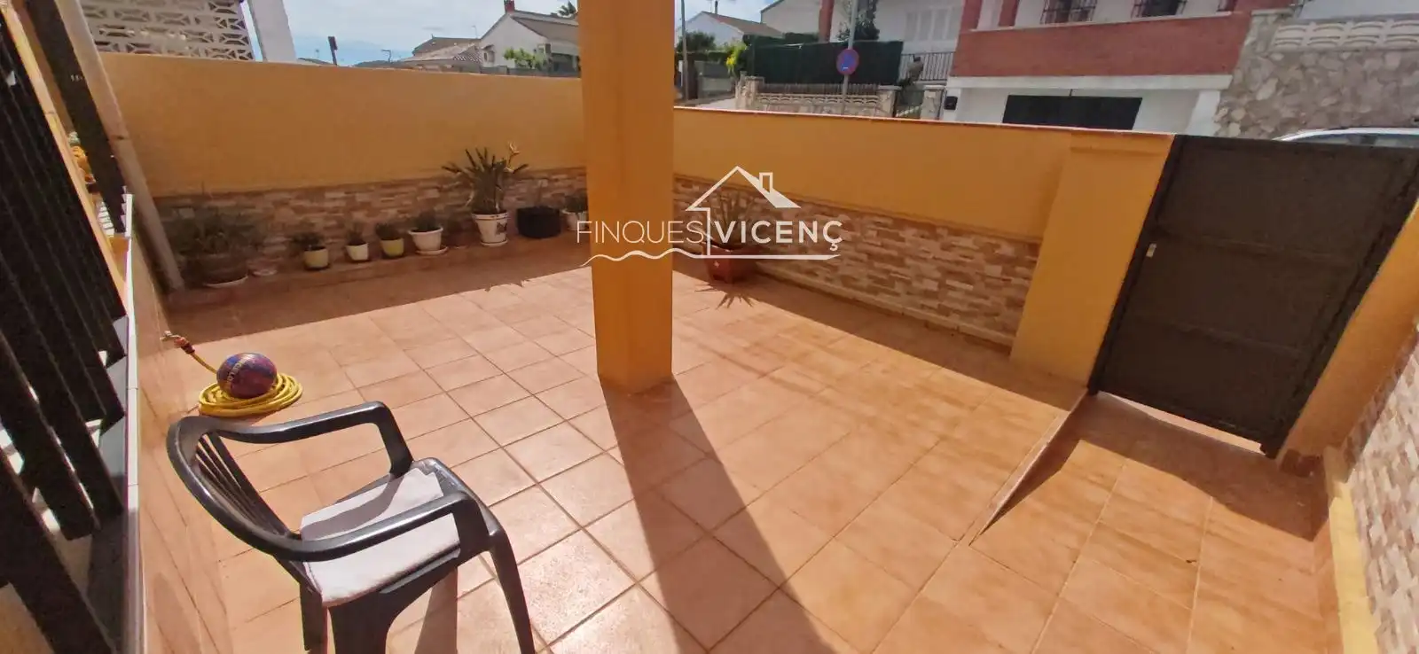 Casa adosada en venta en Verge de Montserrat, Albinyana