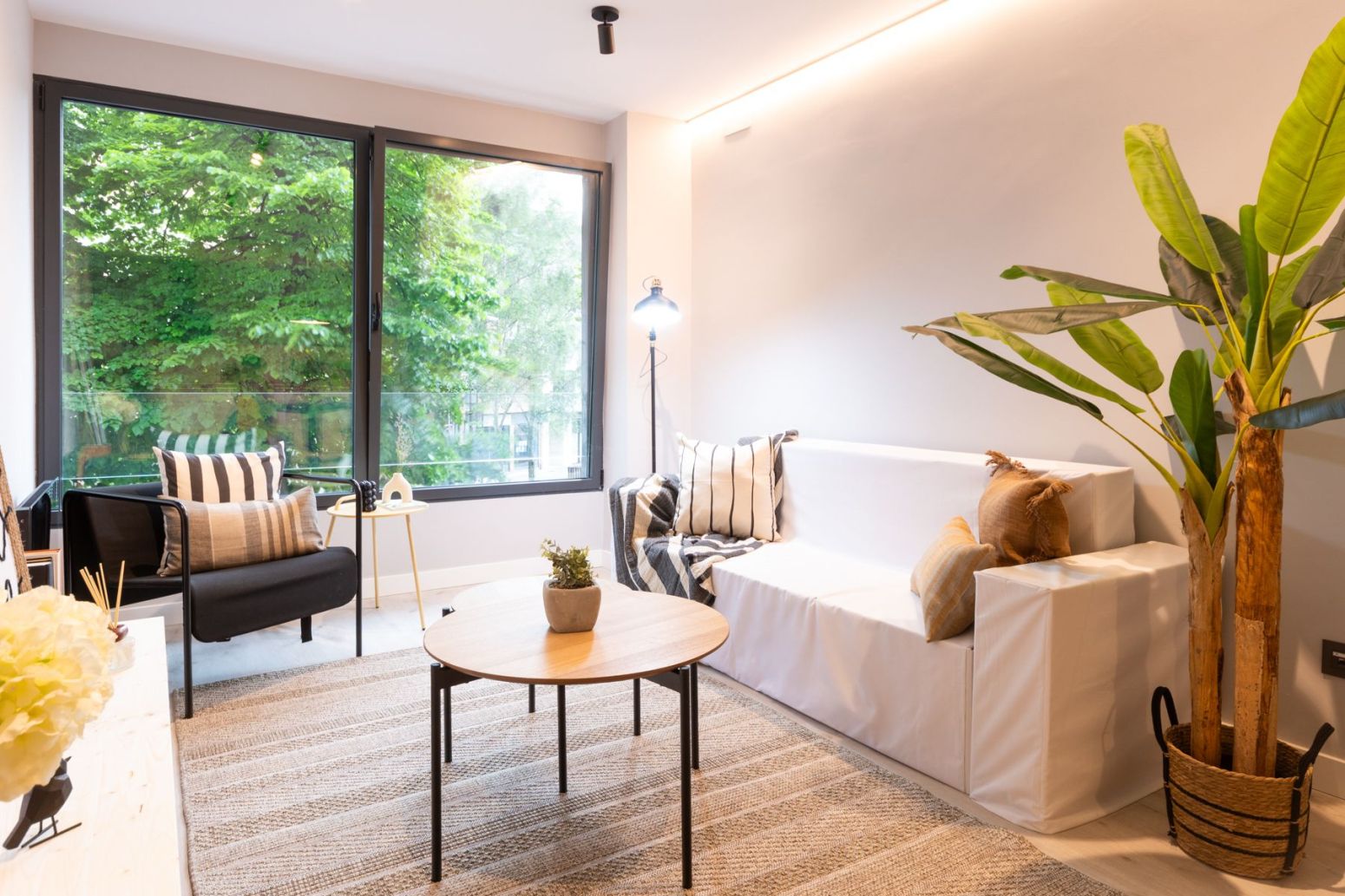 Living room of Flat for sale in Gijón   with Heating and Storage room