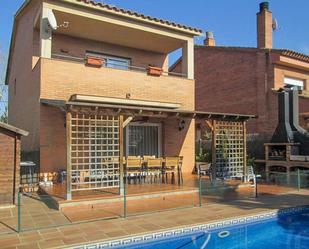 House or chalet to rent in Mira-sol