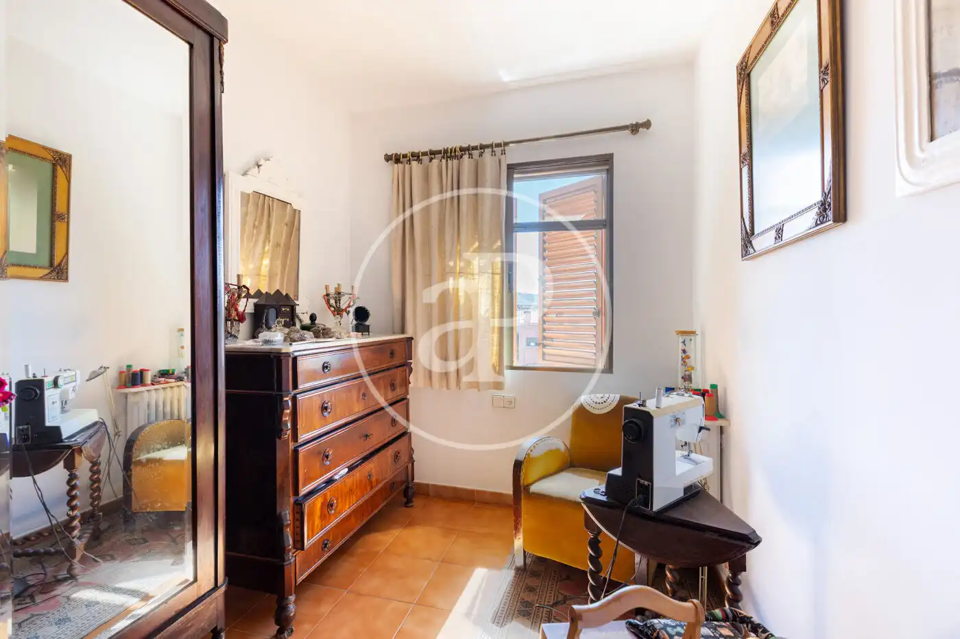 Dormitori de Casa adosada en venda en Cerdanyola del Vallès amb Aire condicionat, Calefacció i Jardí privat
