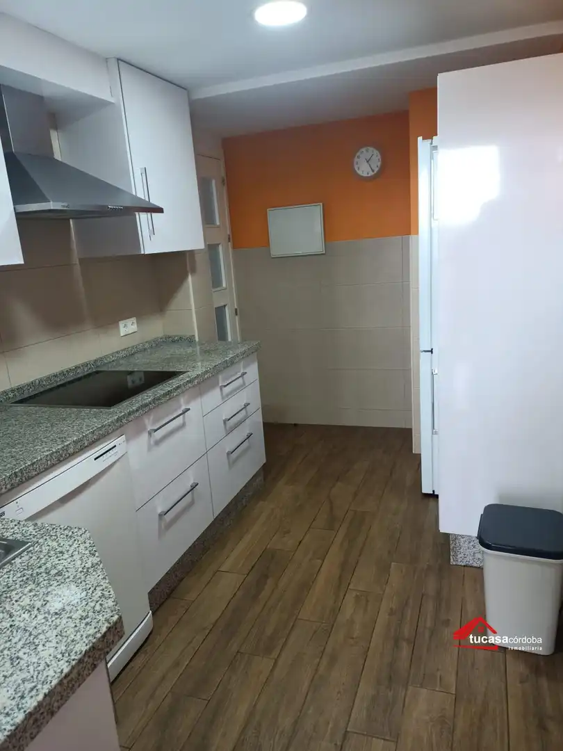 Flat for rent in Ciudad Jardín - Zoco