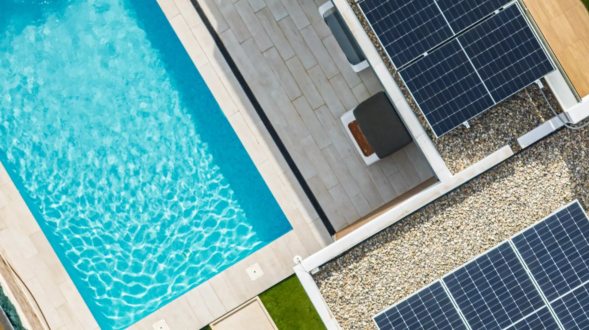 Piscina de Casa o xalet de lloguer en Finestrat amb Aire condicionat, Calefacció i Jardí privat