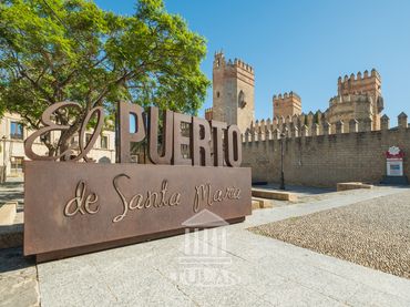 Flat with balcony for sale in Centro