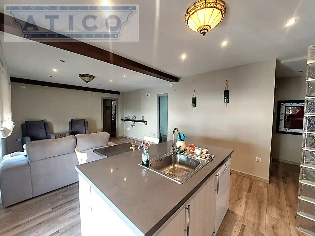Kitchen of Houses for sale in Sevilla  with Air Conditioner and Terrace