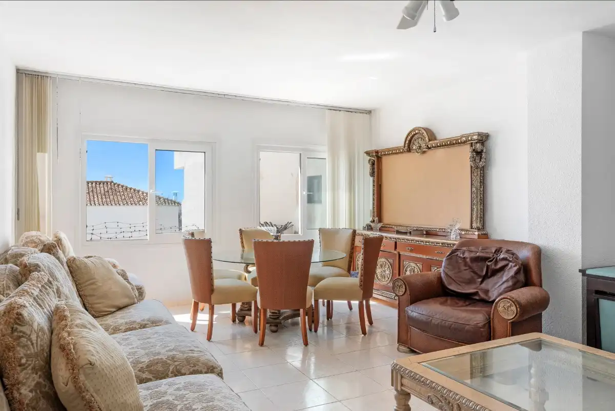 Apartament amb ascensor en venda a Avenida de Julio Iglesias 4T, imagen 3